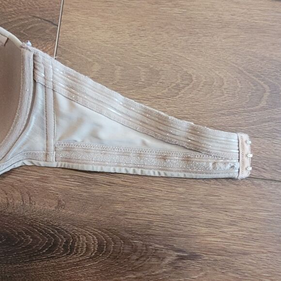Soma Strapless Bra Size 38C Allura Multiway Underwire Lined Beige NO Straps - Picture 9 of 10
